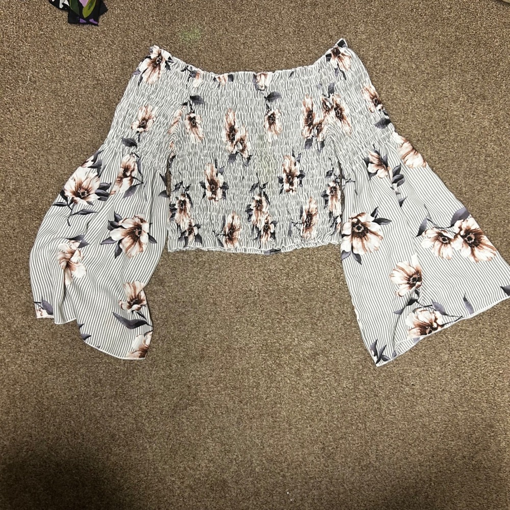 Boho Floral Smocked Off Shoulder Crop Top Bell Sleeve Boutique L Summer Festival